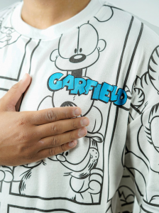Garfield Oversized Graphic T-Shirt – Cartoon Comic Print, Streetwear Style